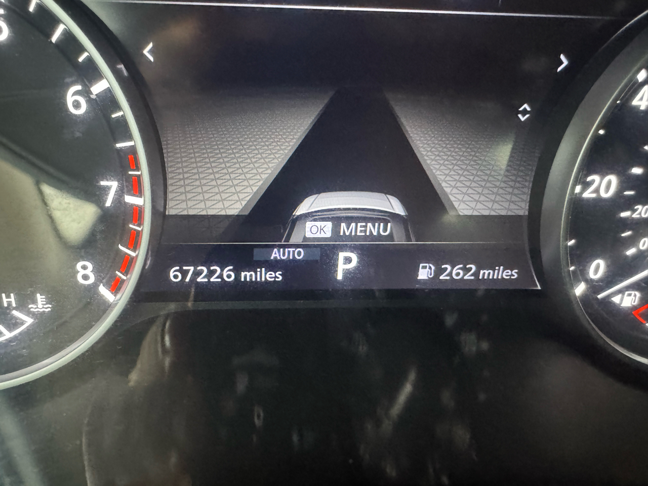 Nissan Pathfinder SL 4WD 2023