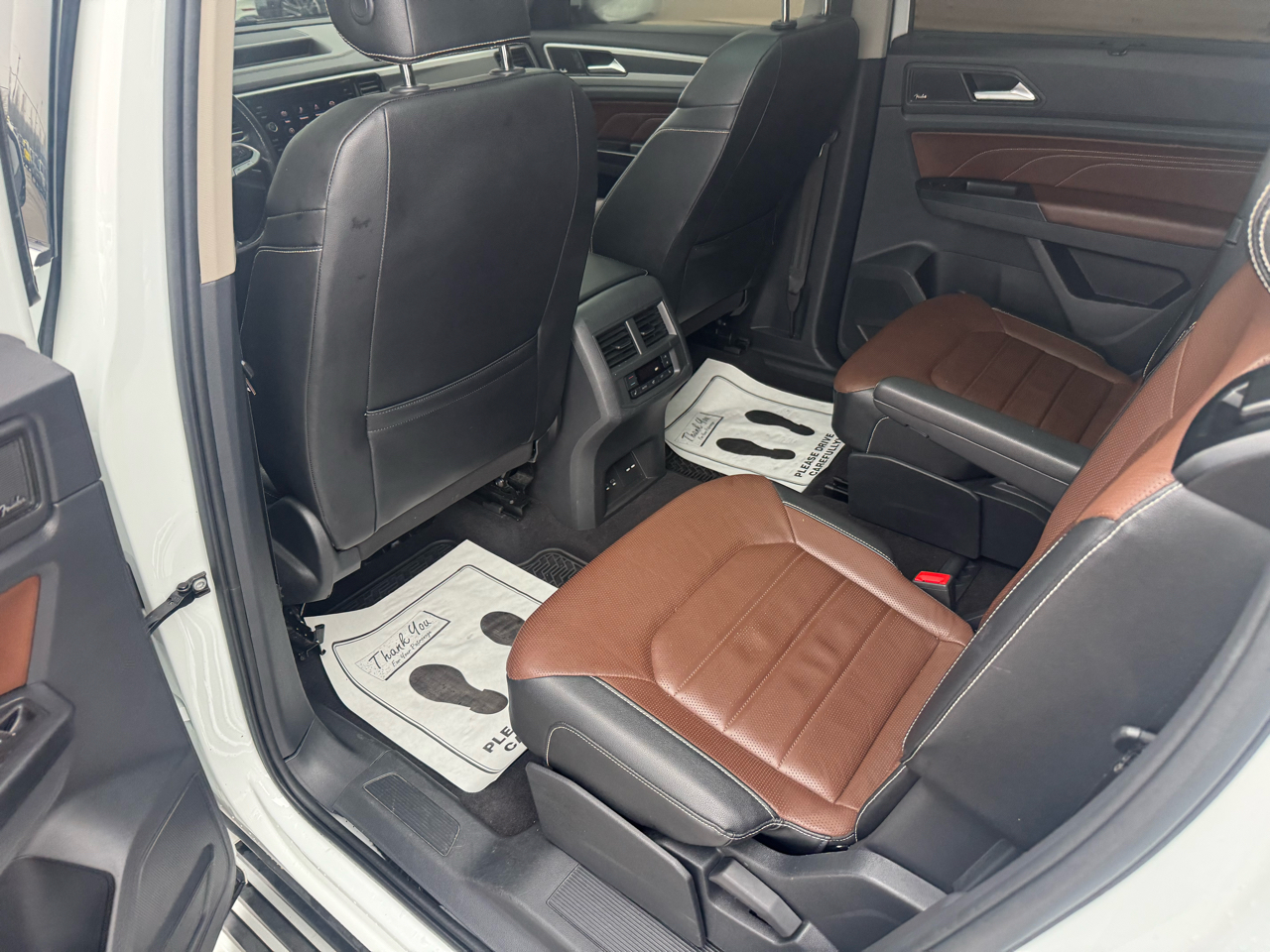 Volkswagen Atlas V6 SEL Premium R-Line 4MOTION 2021