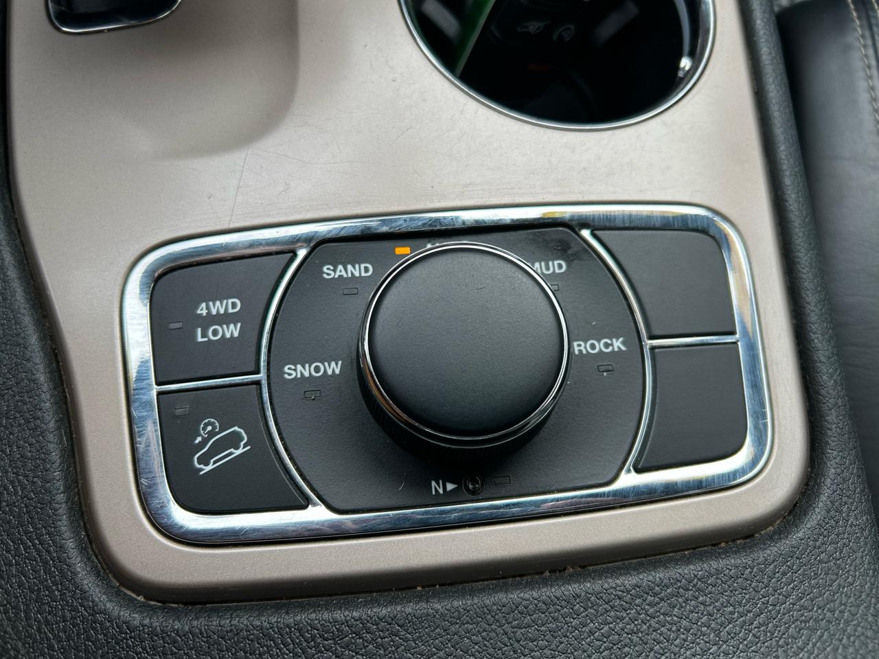 Jeep Grand Cherokee Limited 4WD 2015