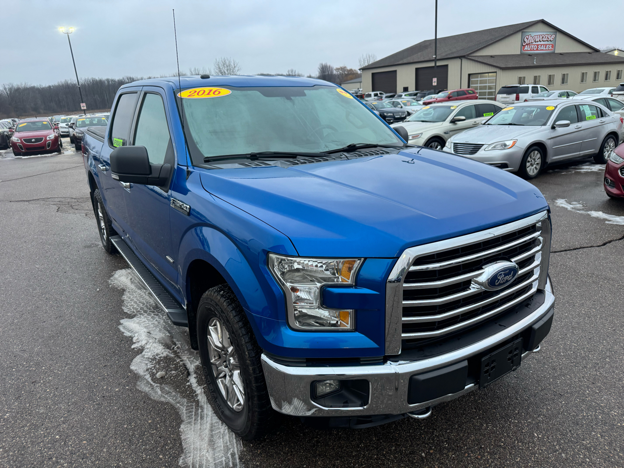 Ford F-150 XLT SuperCrew Short Bed 2WD 2016