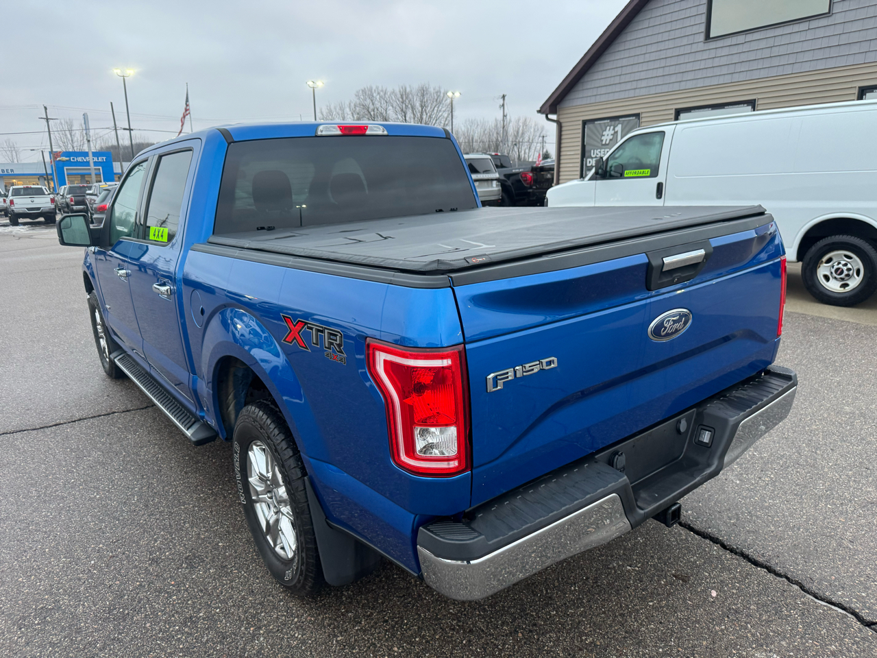 Ford F-150 XLT SuperCrew Short Bed 2WD 2016
