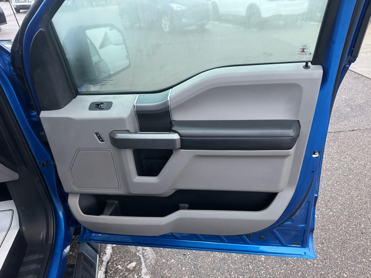 Ford F-150 XLT SuperCrew Short Bed 2WD 2016