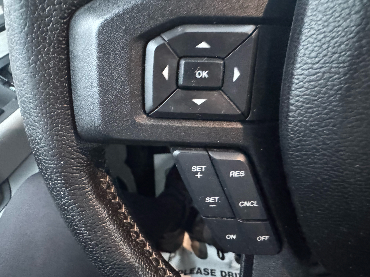 Ford F-150 XLT SuperCrew Short Bed 2WD 2016