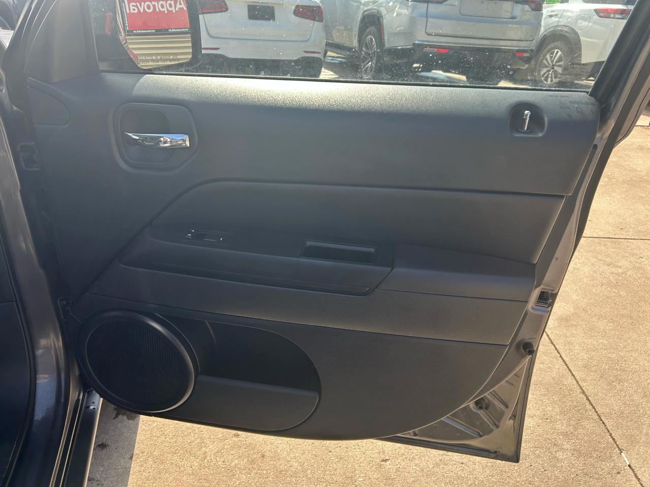 Jeep Patriot Latitude 2WD 2016