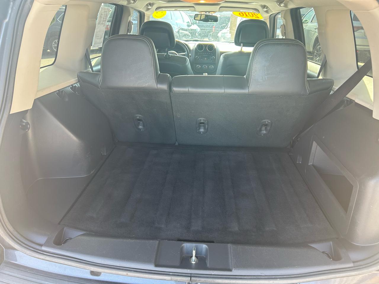 Jeep Patriot Latitude 2WD 2016