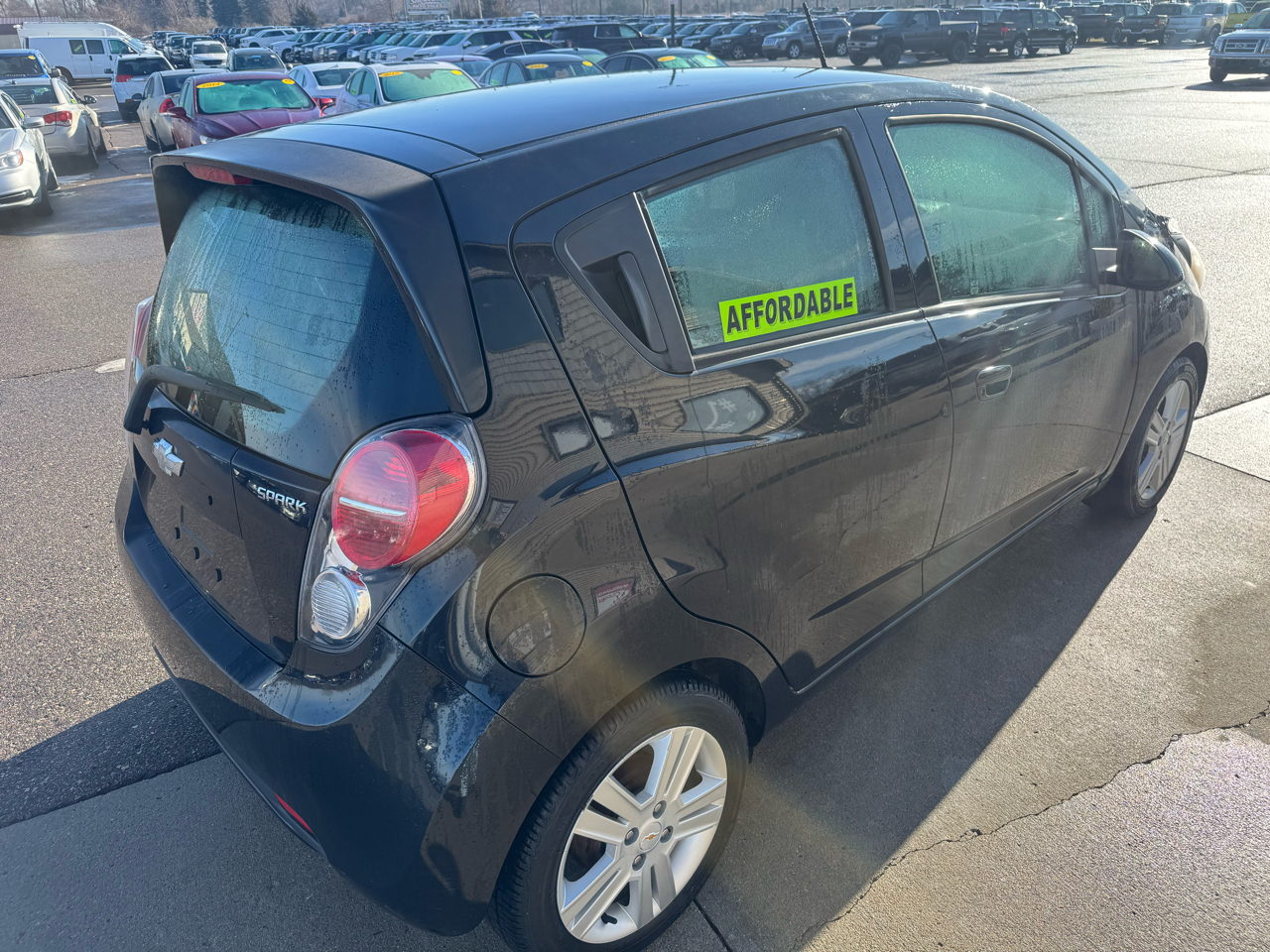 Chevrolet Spark 1LT CVT 2015