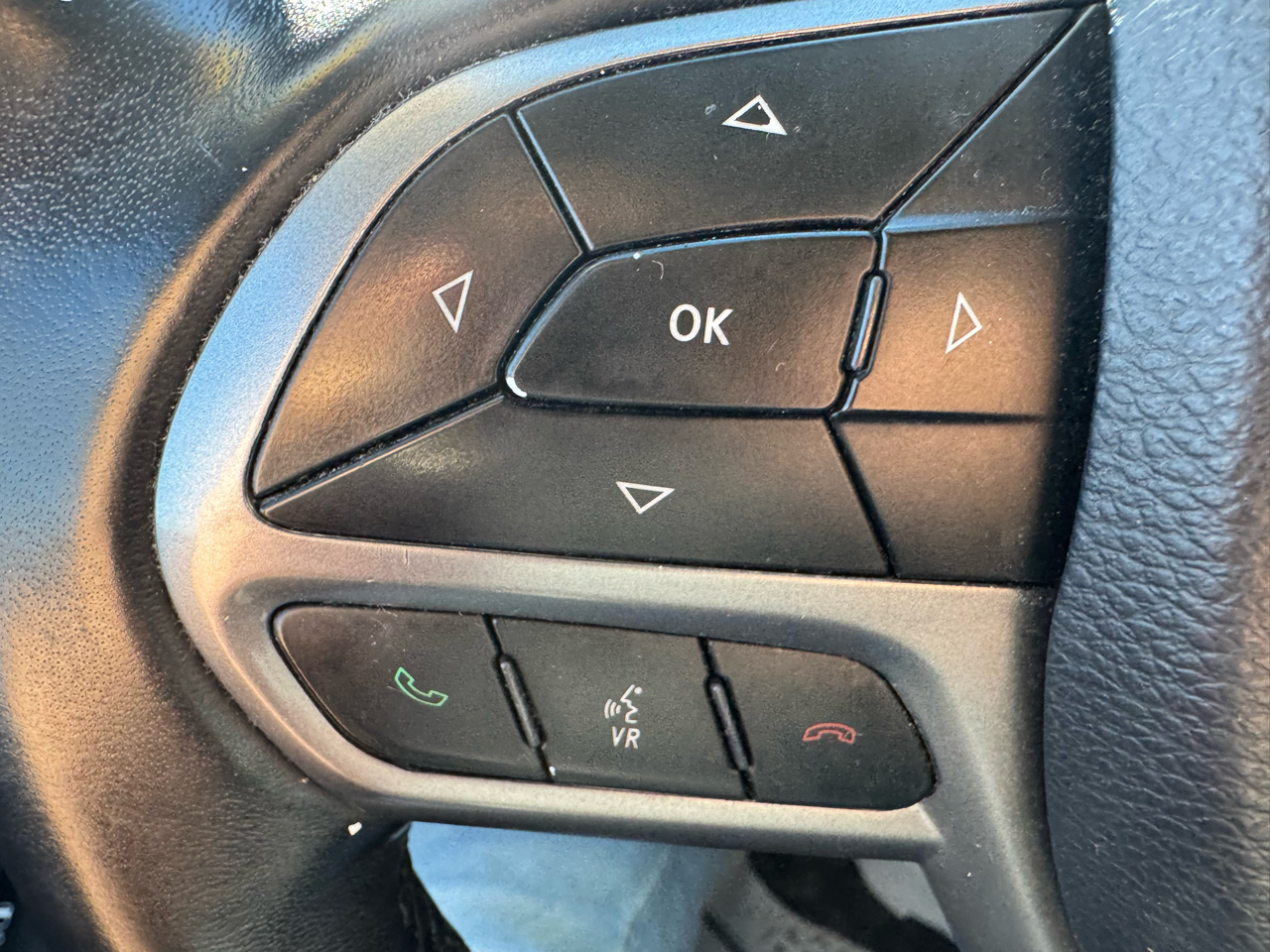 Jeep Cherokee Latitude FWD 2019