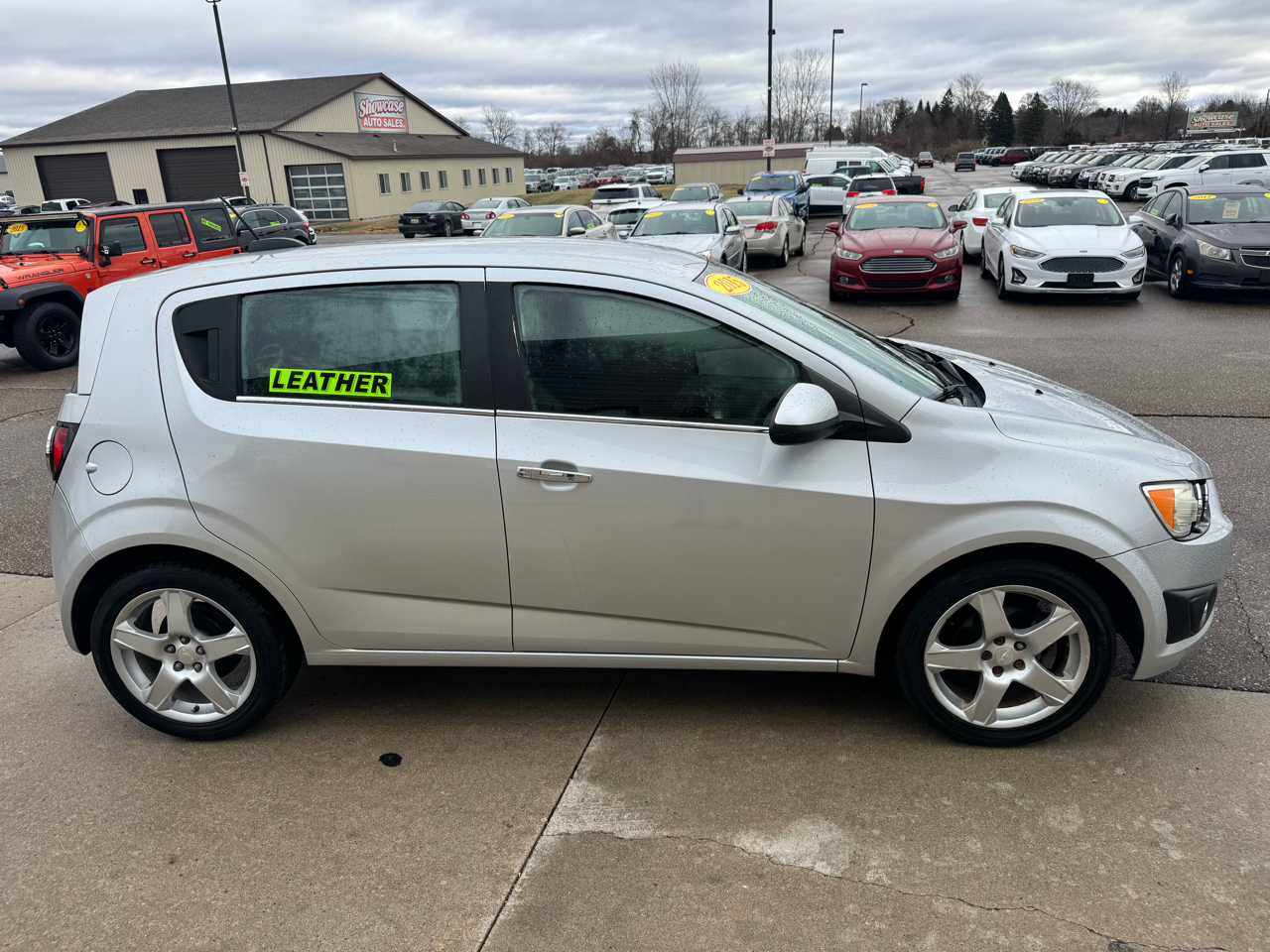 Chevrolet Sonic LTZ Auto 5-Door 2015