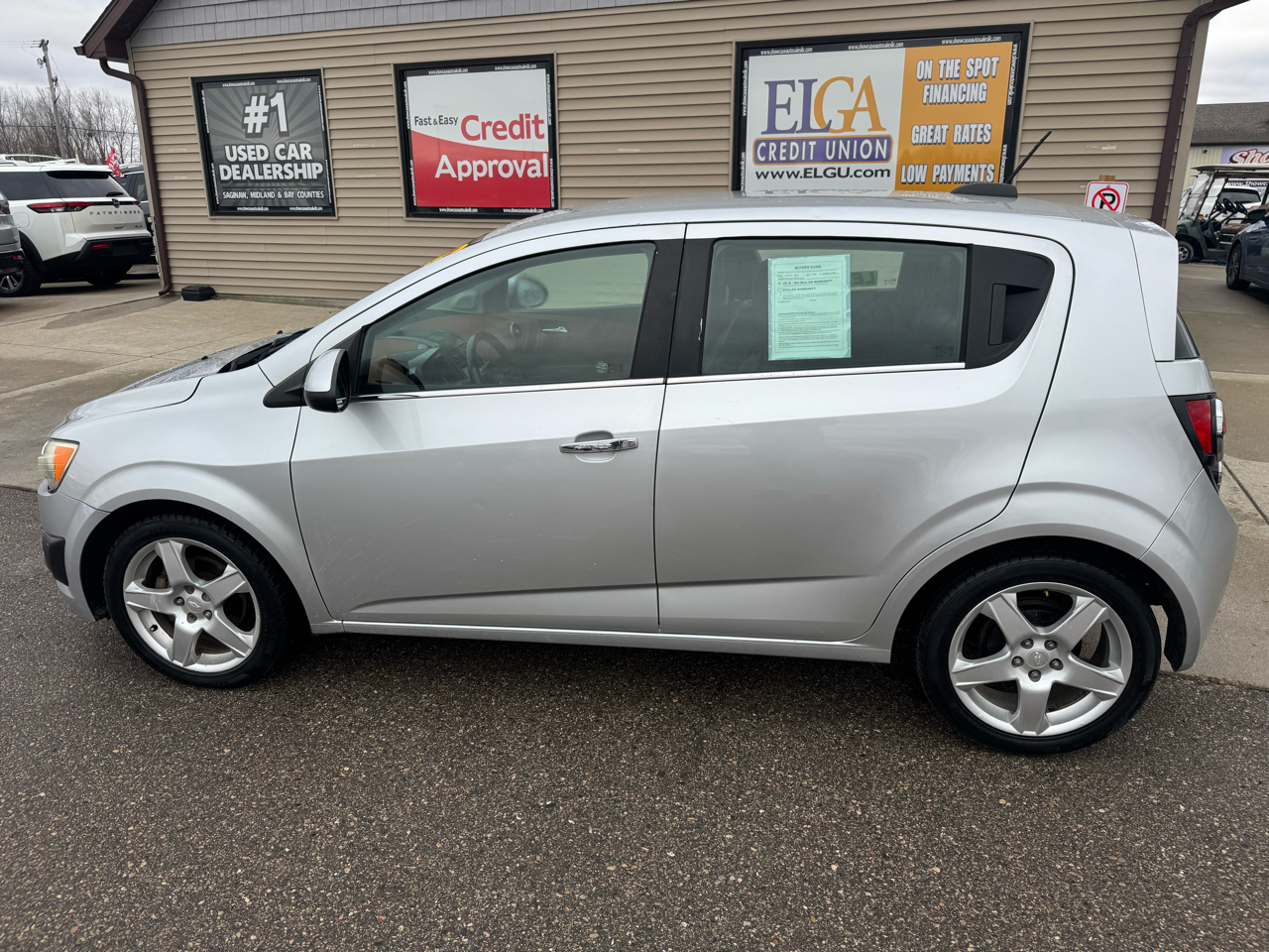 Chevrolet Sonic LTZ Auto 5-Door 2015