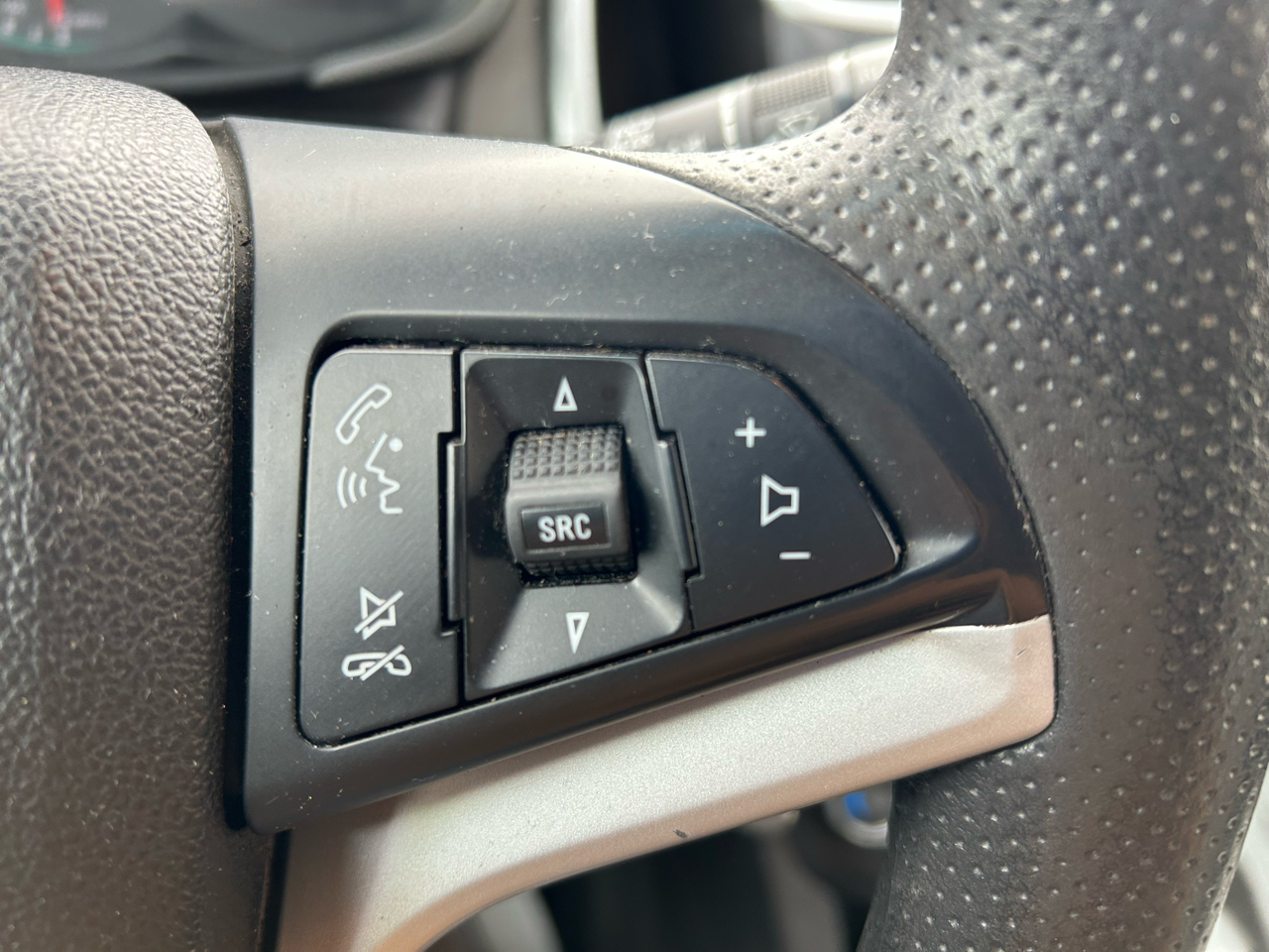 Chevrolet Sonic FL Auto Hatchback 2017