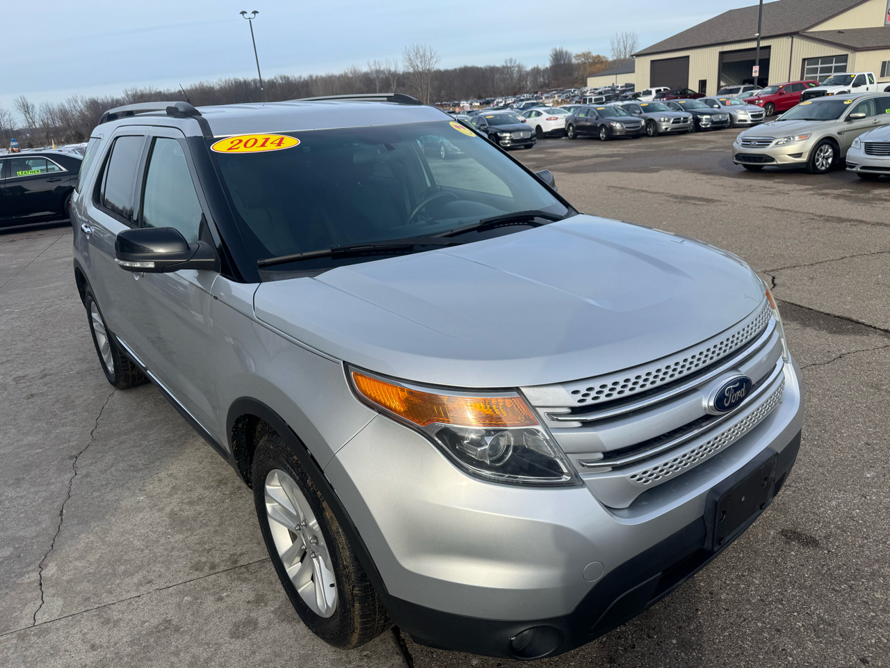 Ford Explorer XLT FWD 2014