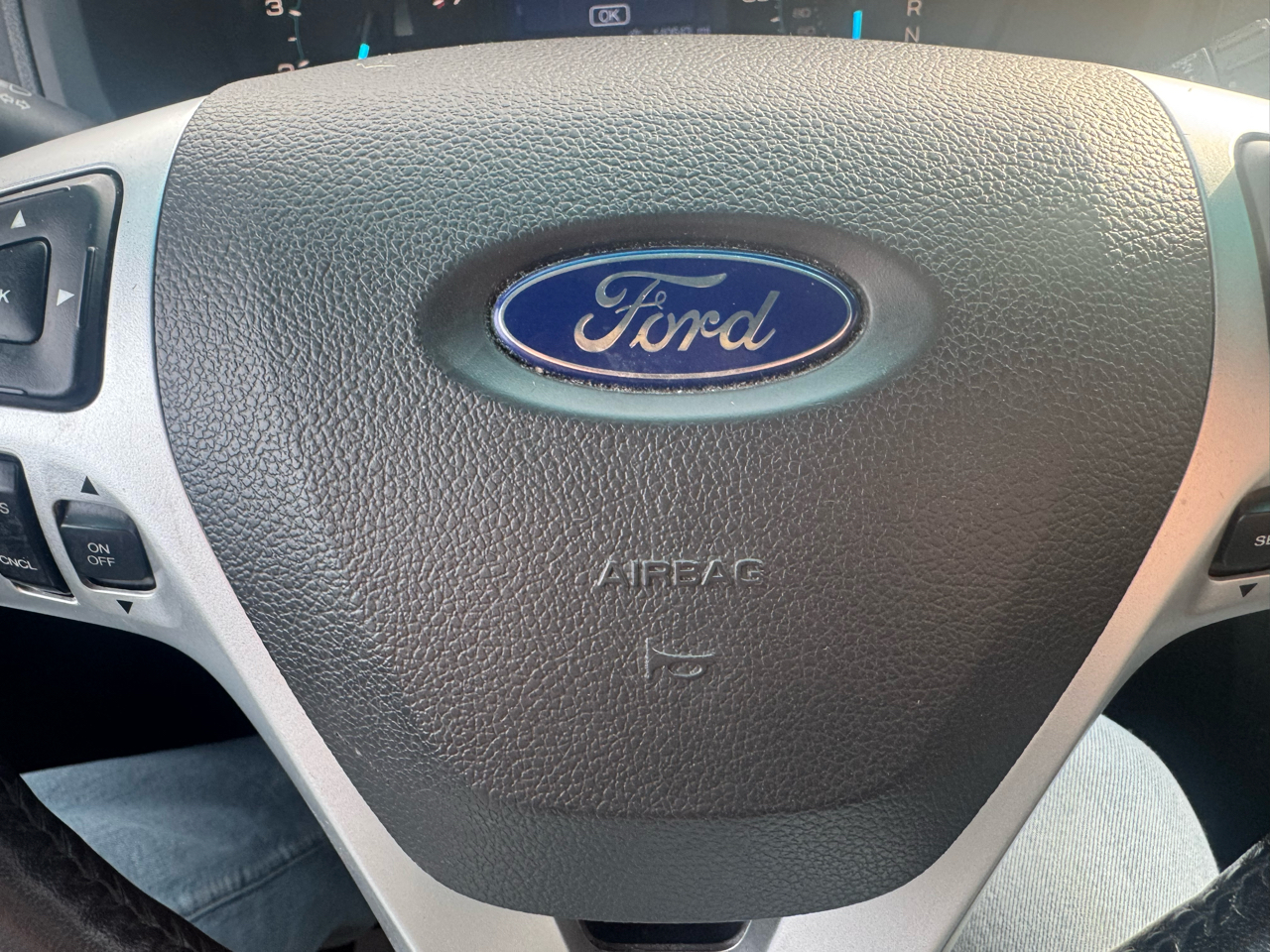 Ford Explorer XLT FWD 2014