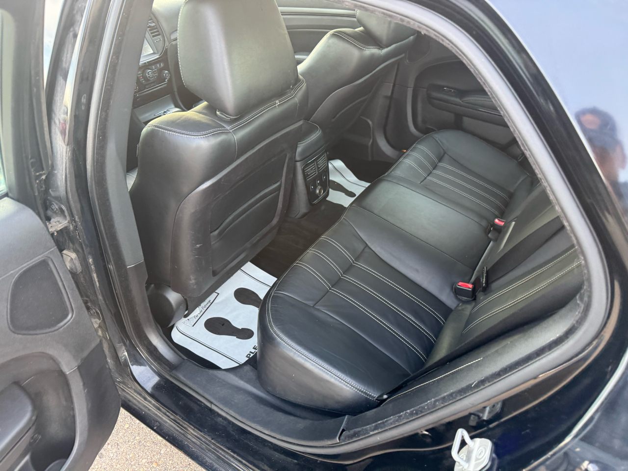 Chrysler 300 S V6 RWD 2012