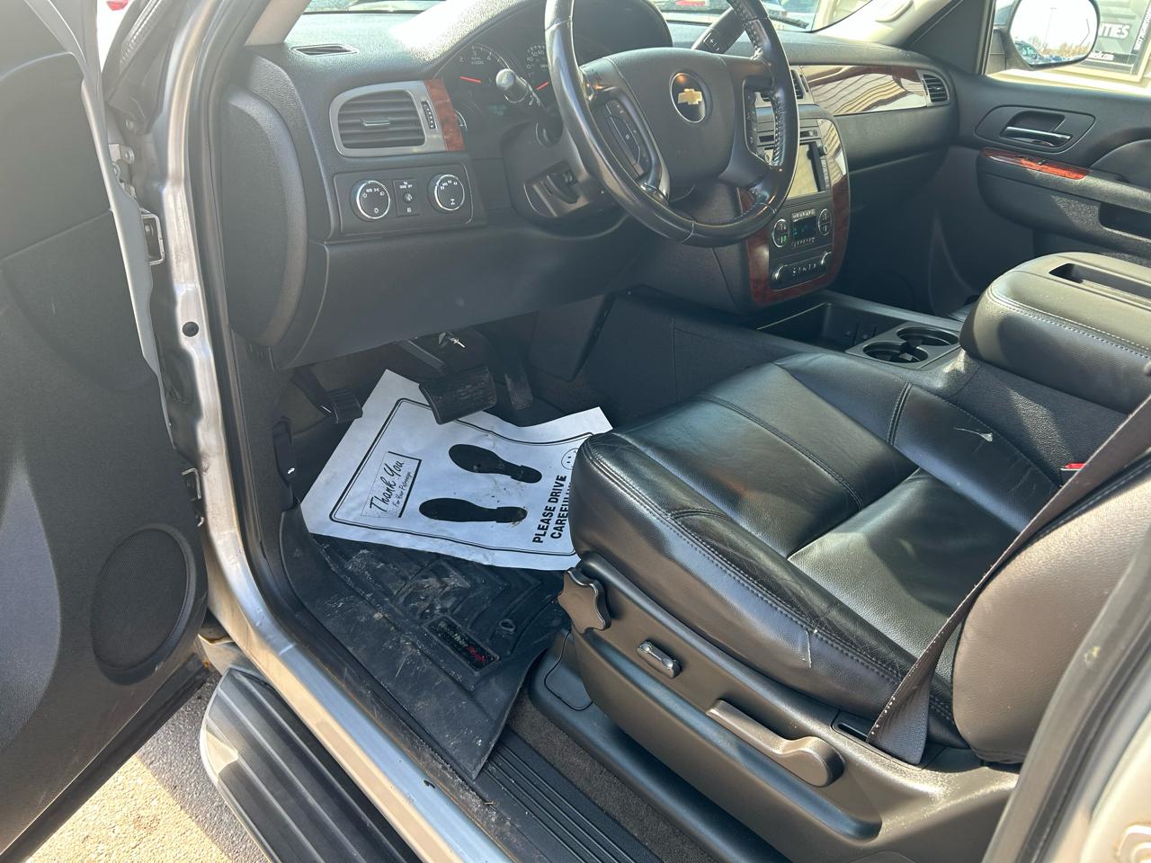 Chevrolet Avalanche LT 4WD 2010