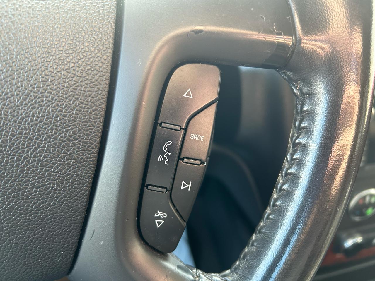 Chevrolet Avalanche LT 4WD 2010