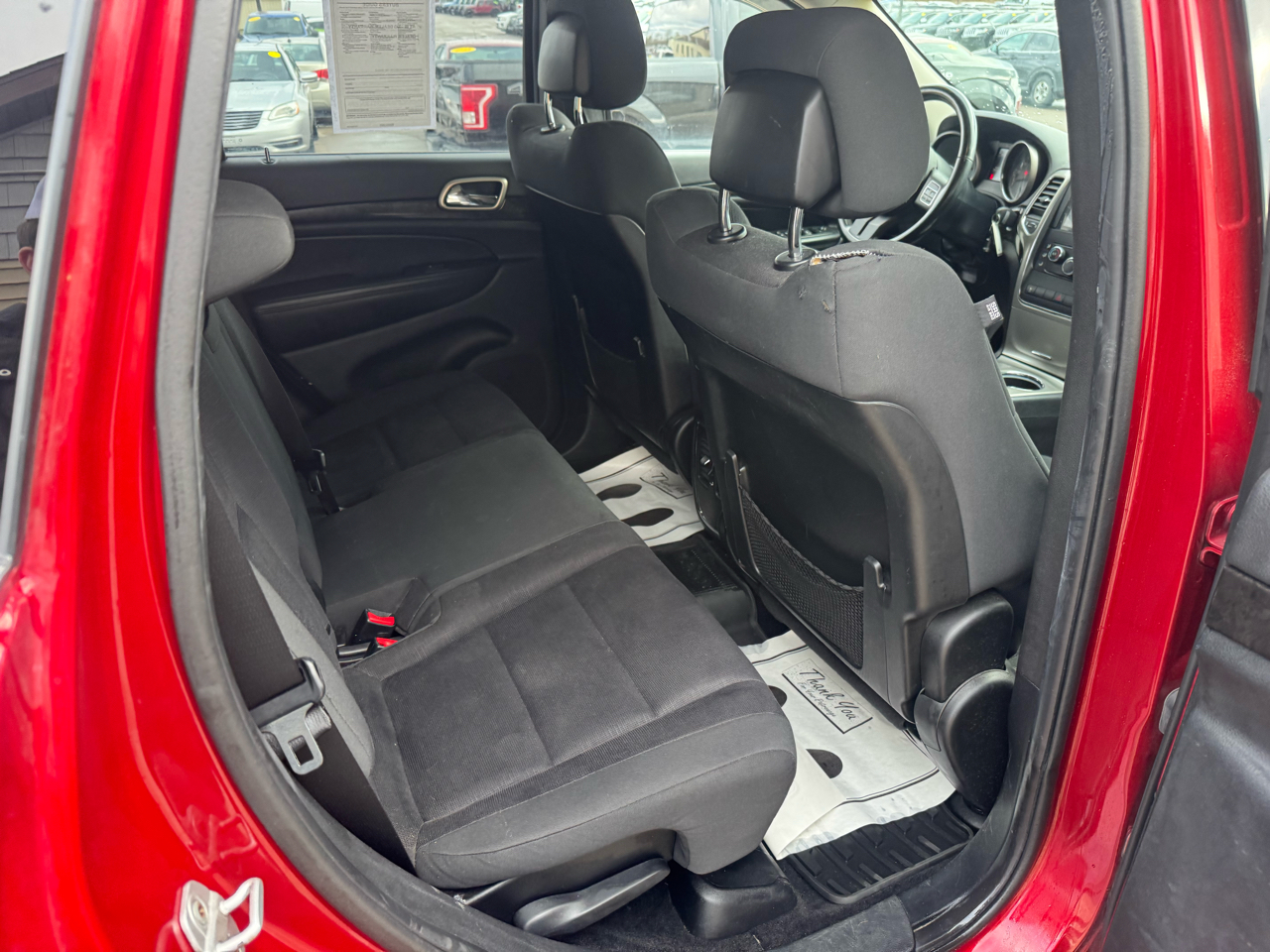 Jeep Grand Cherokee Laredo 4WD 2011