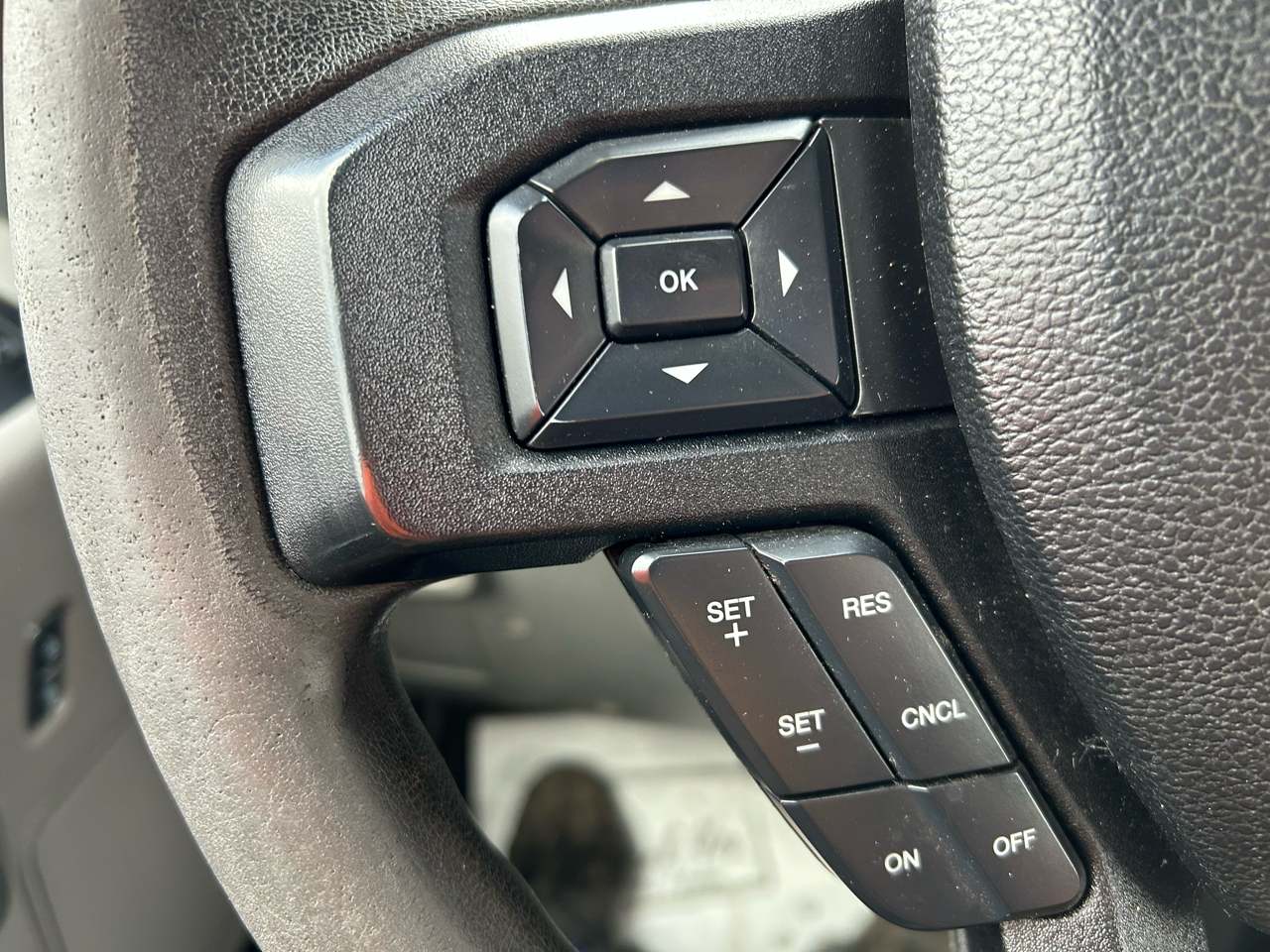 Ford F-150 Lariat SuperCab 6.5-ft. Bed 4WD 2015