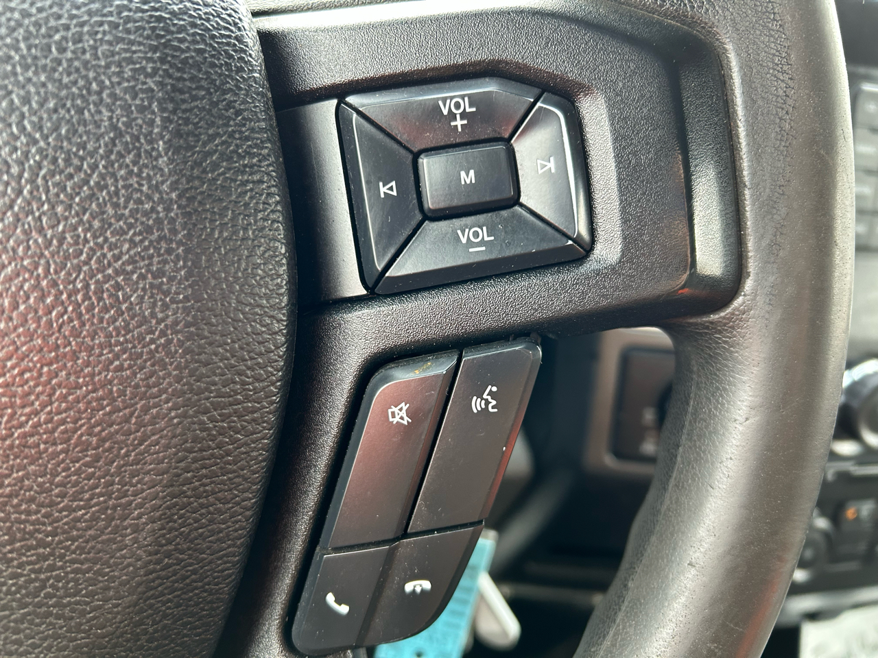 Ford F-150 Lariat SuperCab 6.5-ft. Bed 4WD 2015