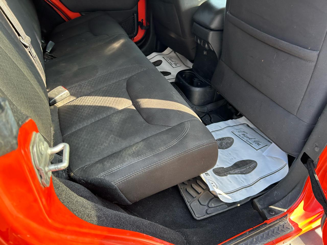 Jeep Wrangler Unlimited Sport 4WD 2015