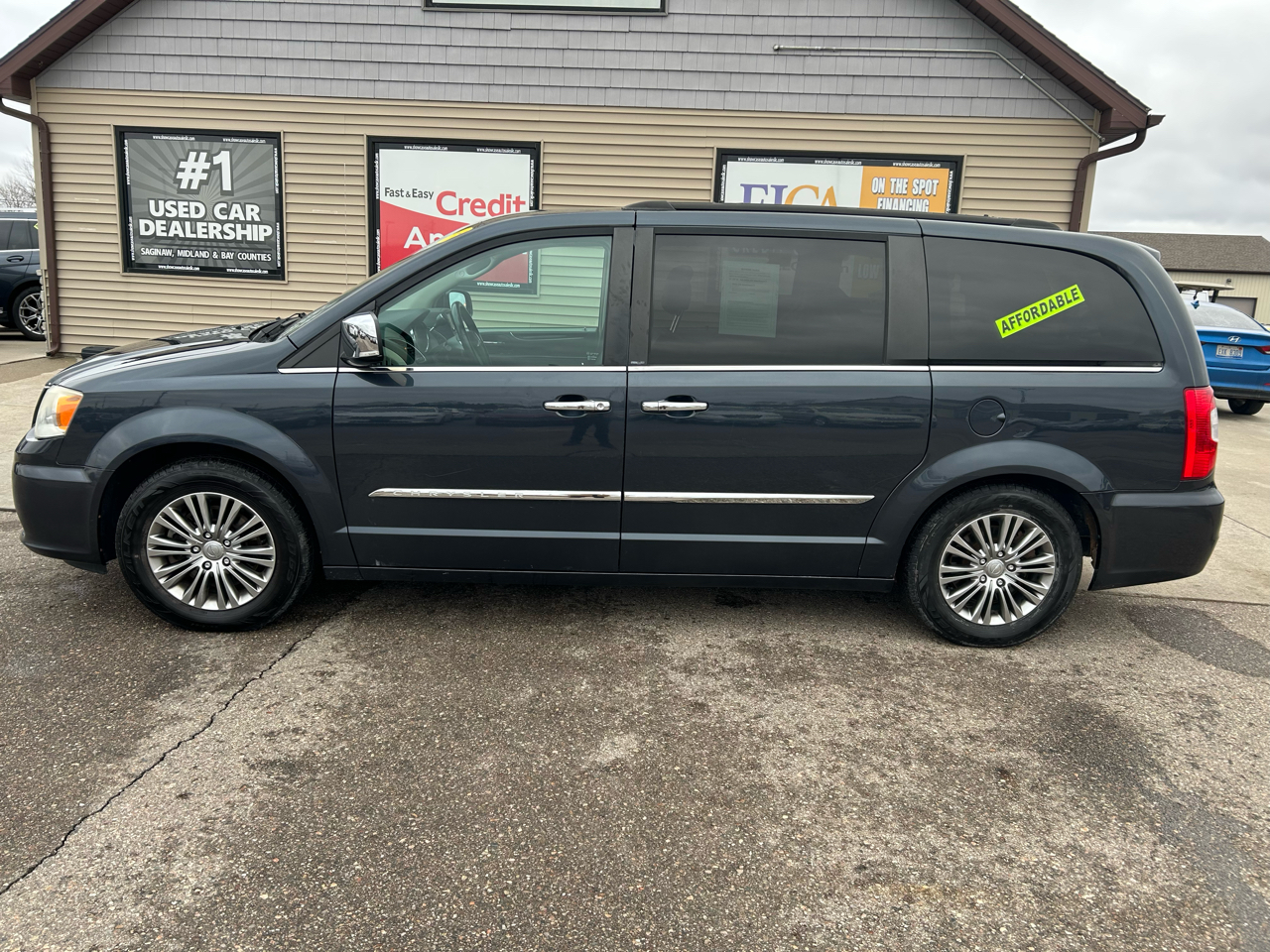 Chrysler Town & Country Touring-L 2014