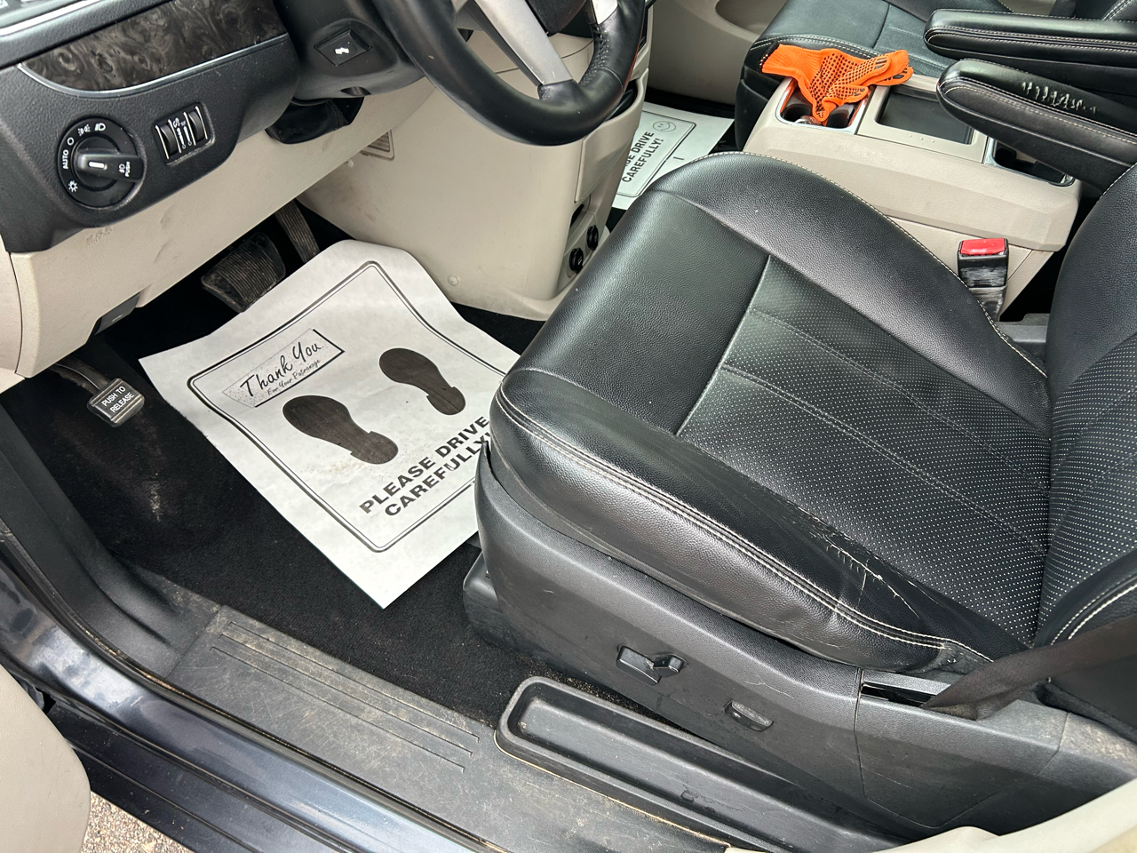 Chrysler Town & Country Touring-L 2014