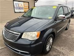 2014 Chrysler Town & Country 