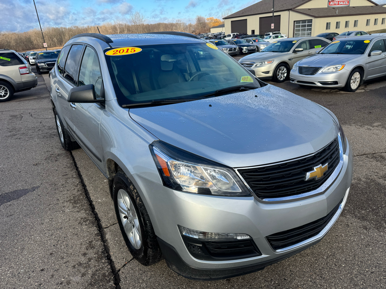 Chevrolet Traverse LS FWD w/PDC 2015