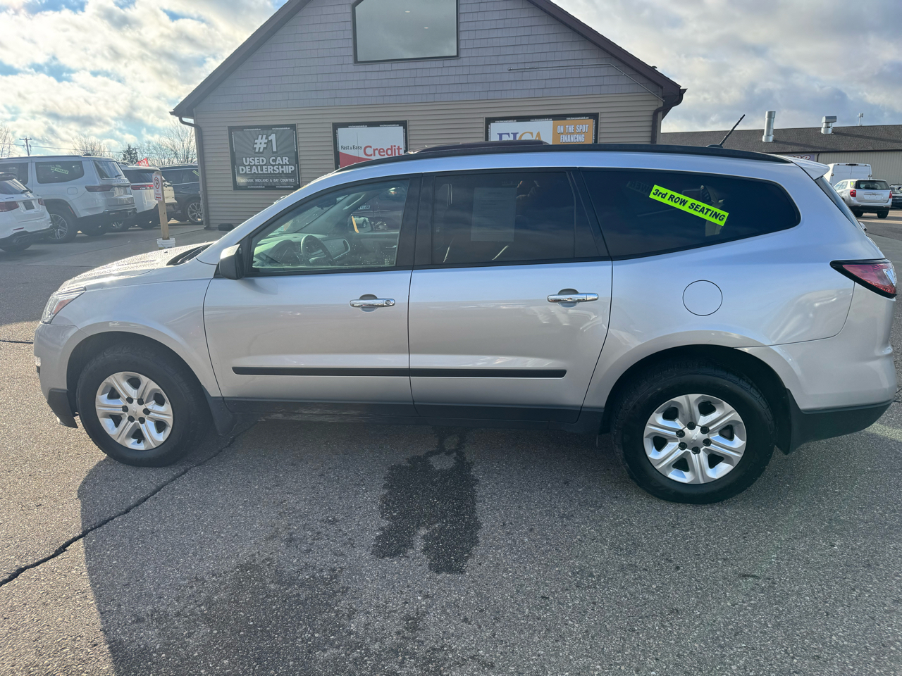 Chevrolet Traverse LS FWD w/PDC 2015