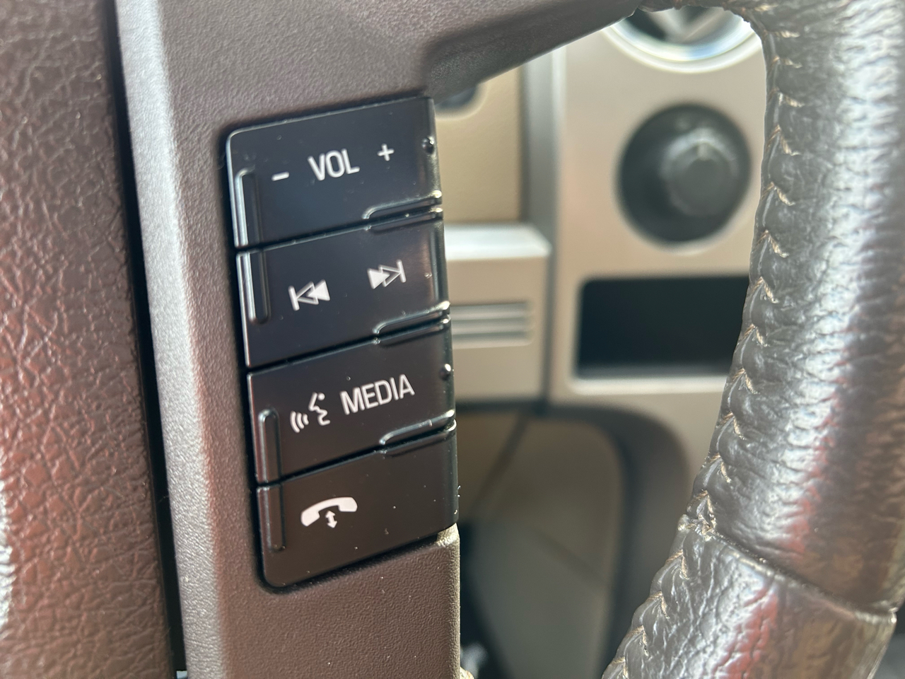 Ford F-150 Lariat SuperCrew 6.5-ft. Bed 4WD 2010