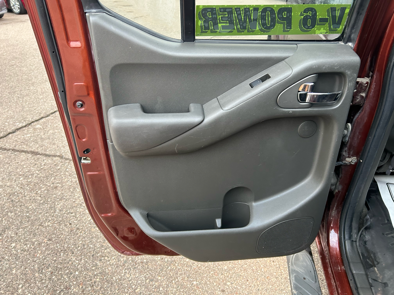 Nissan Frontier PRO-4X Crew Cab 5AT 4WD 2016