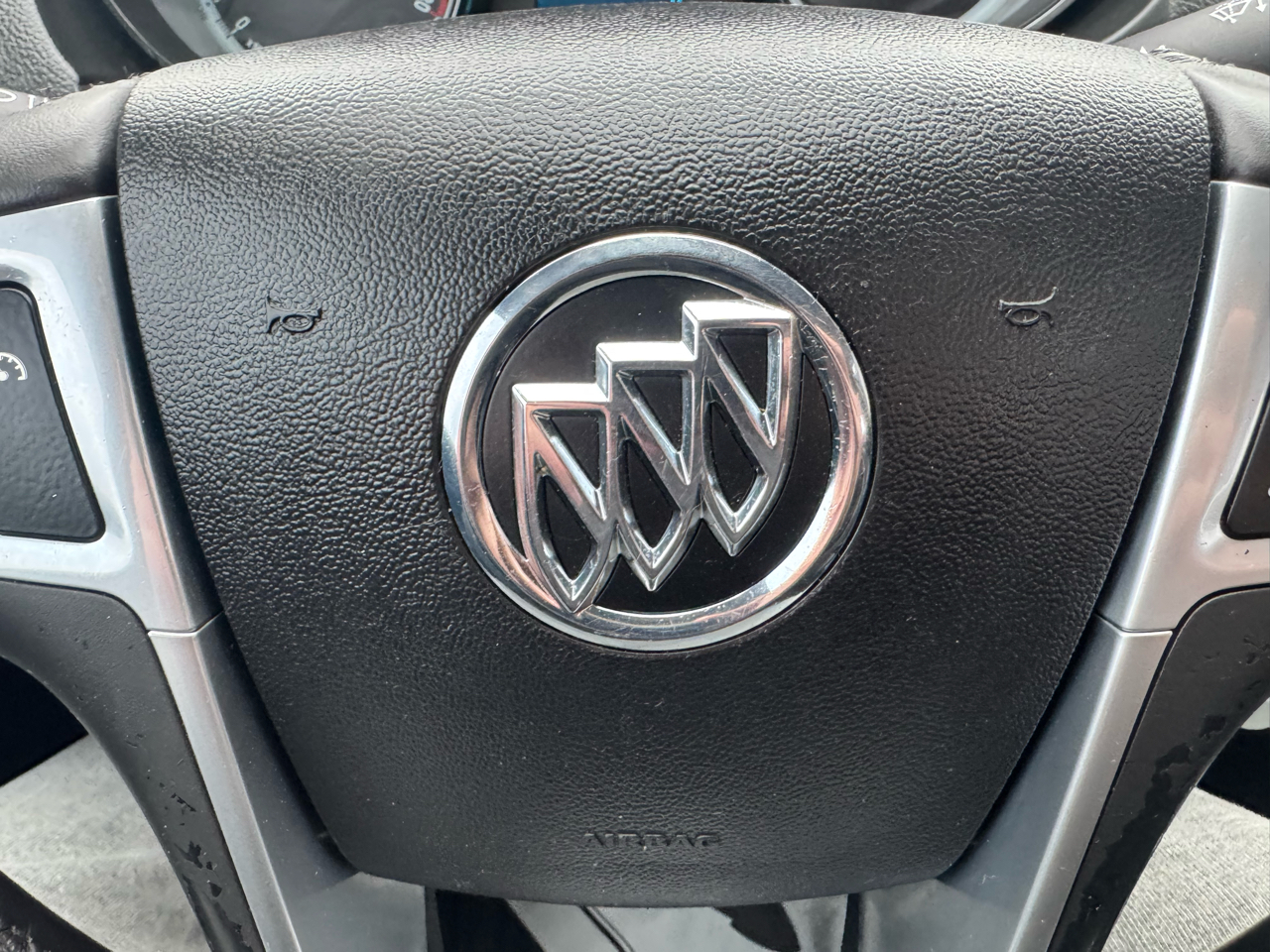 Buick Regal CXL - 2XL 2011