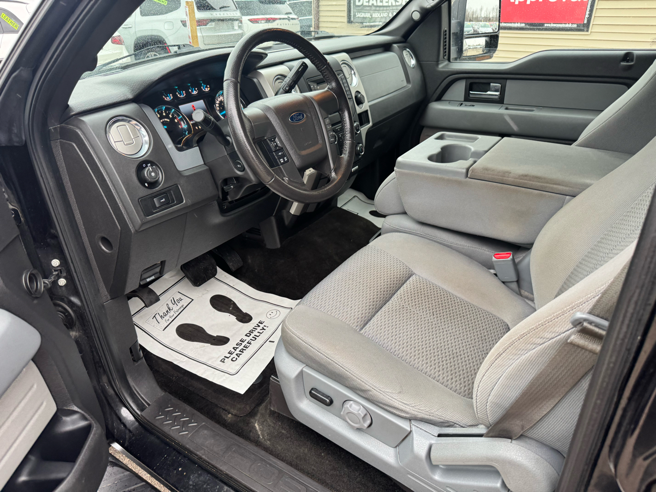 Ford F-150 4WD SuperCrew 150" XLT 2014