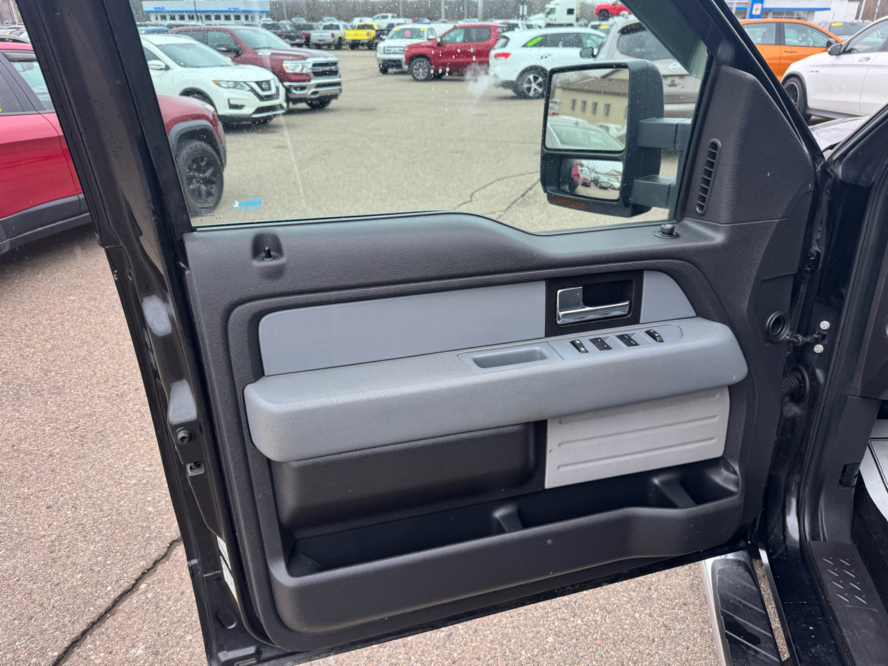 Ford F-150 4WD SuperCrew 150" XLT 2014