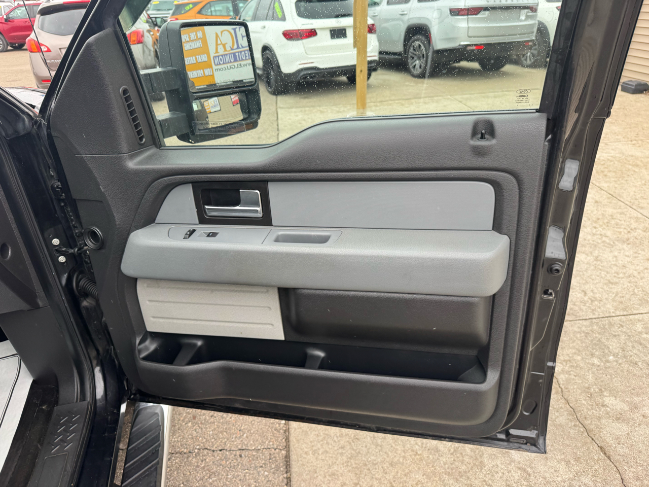 Ford F-150 4WD SuperCrew 150" XLT 2014