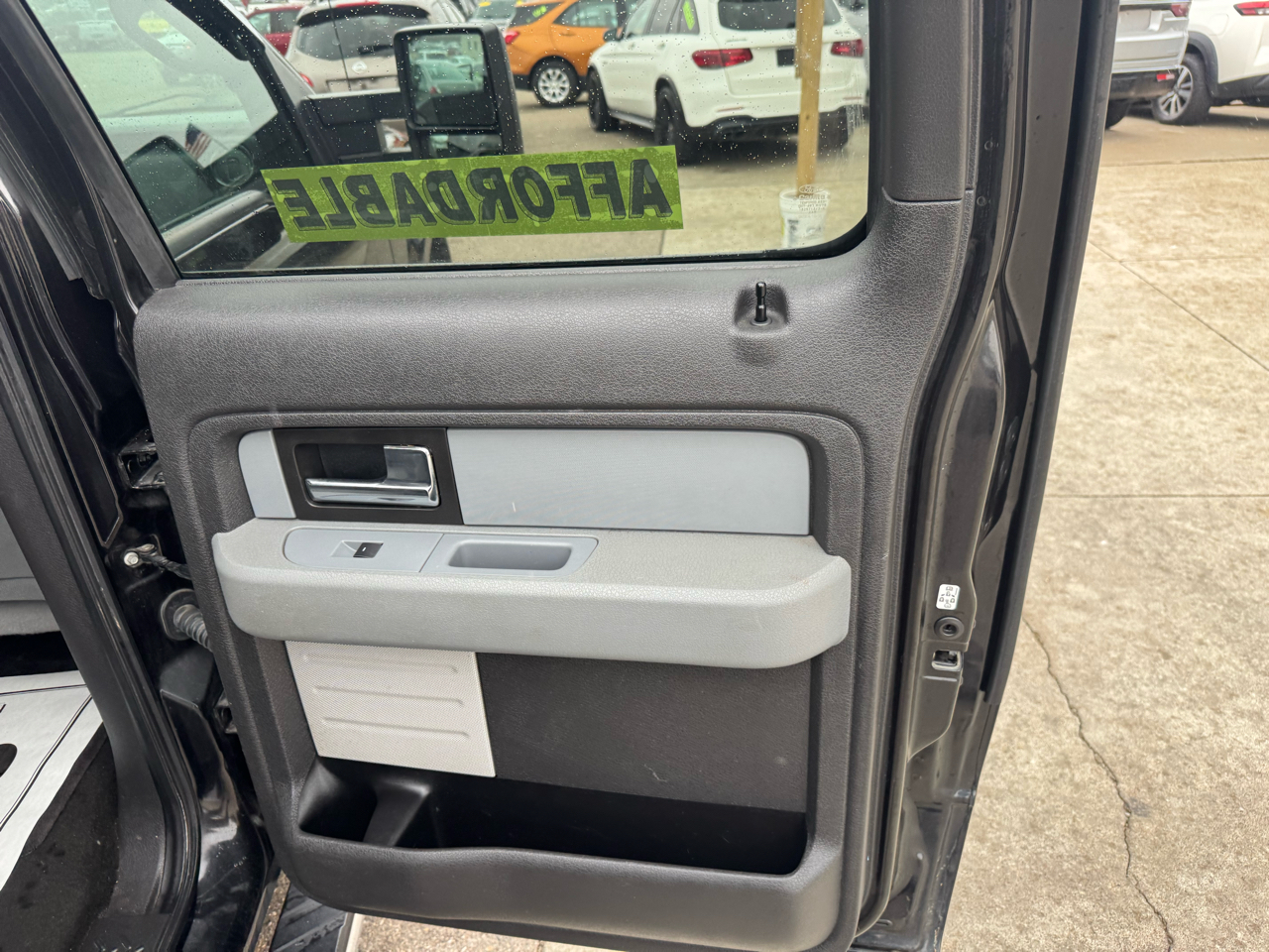 Ford F-150 4WD SuperCrew 150" XLT 2014