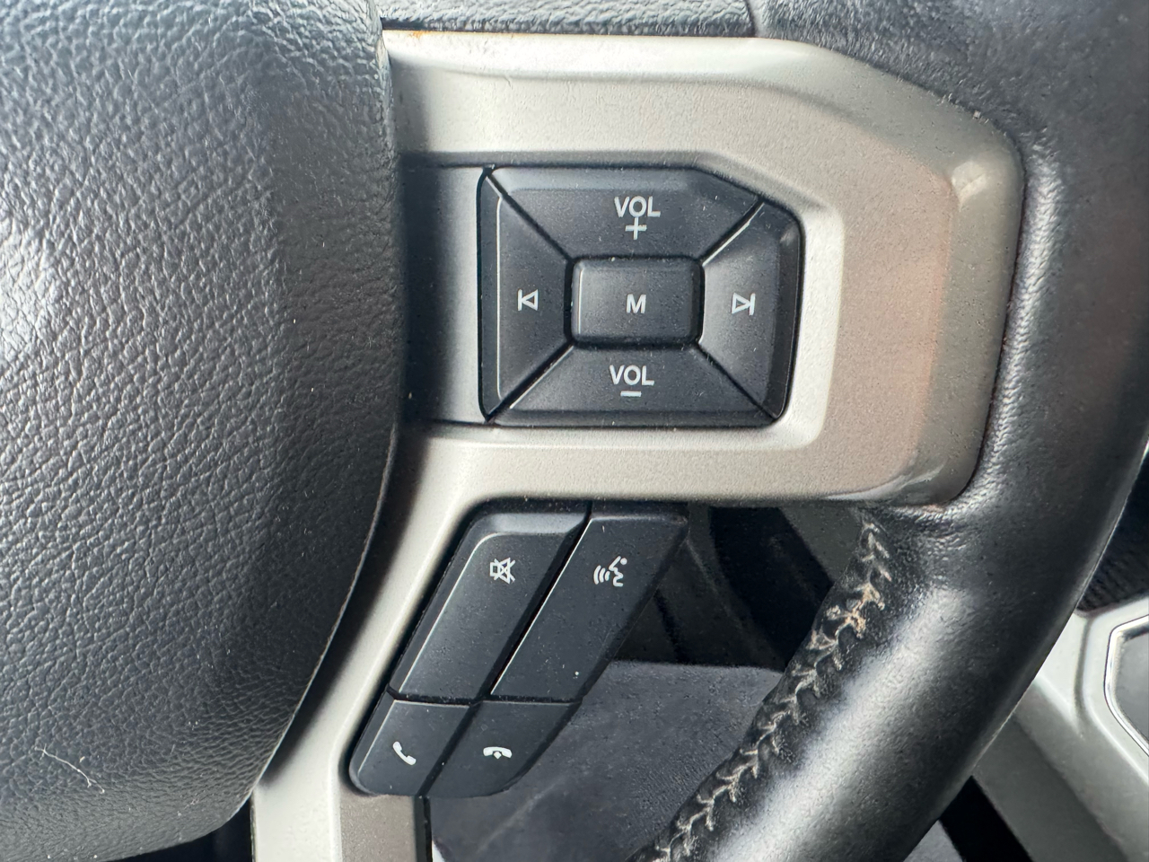 Ford F-150 XLT SuperCrew 5.5-ft. Bed 4WD 2018