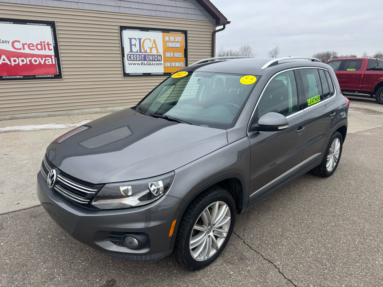 Volkswagen Tiguan S 2012