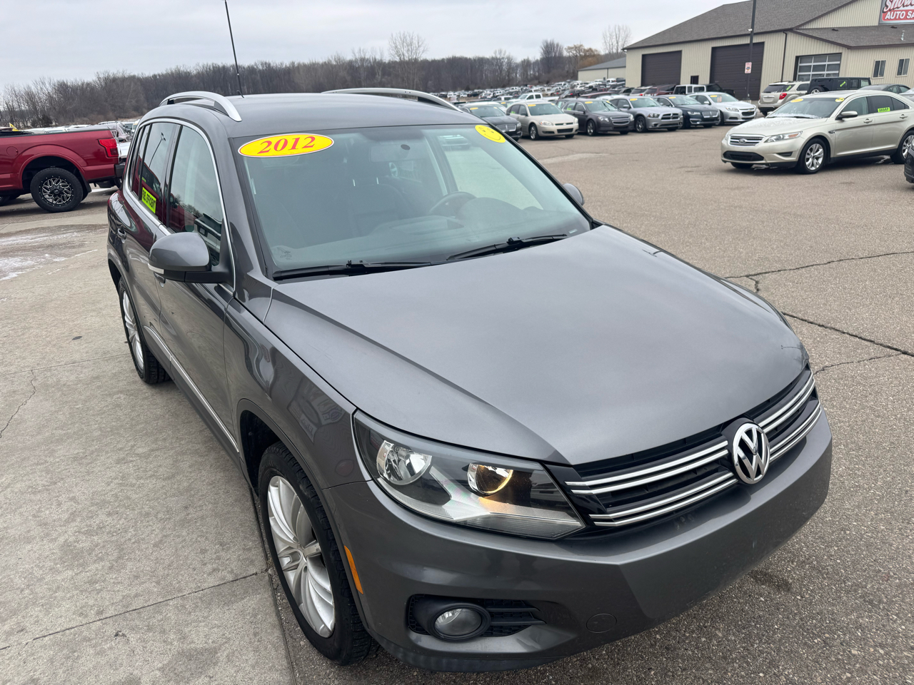 Volkswagen Tiguan S 2012