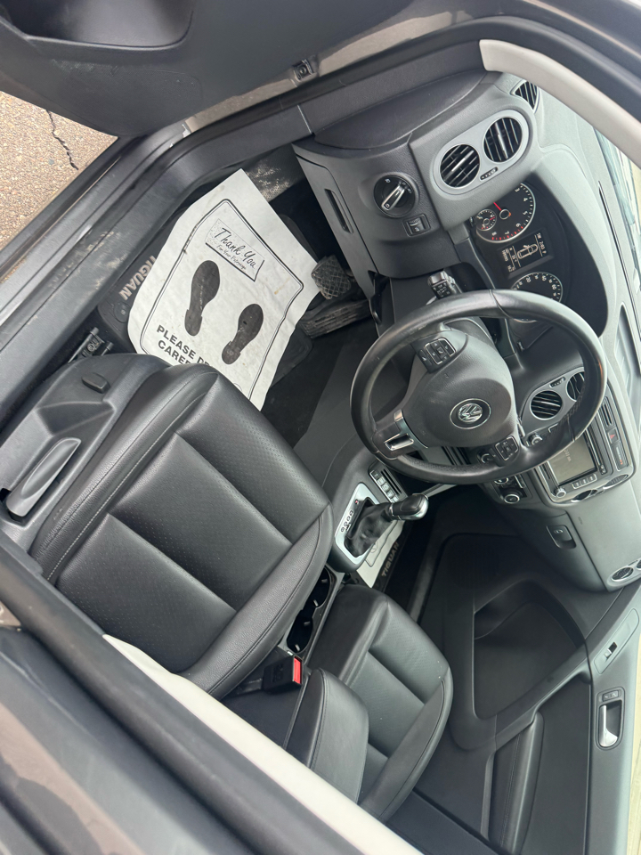 Volkswagen Tiguan S 2012