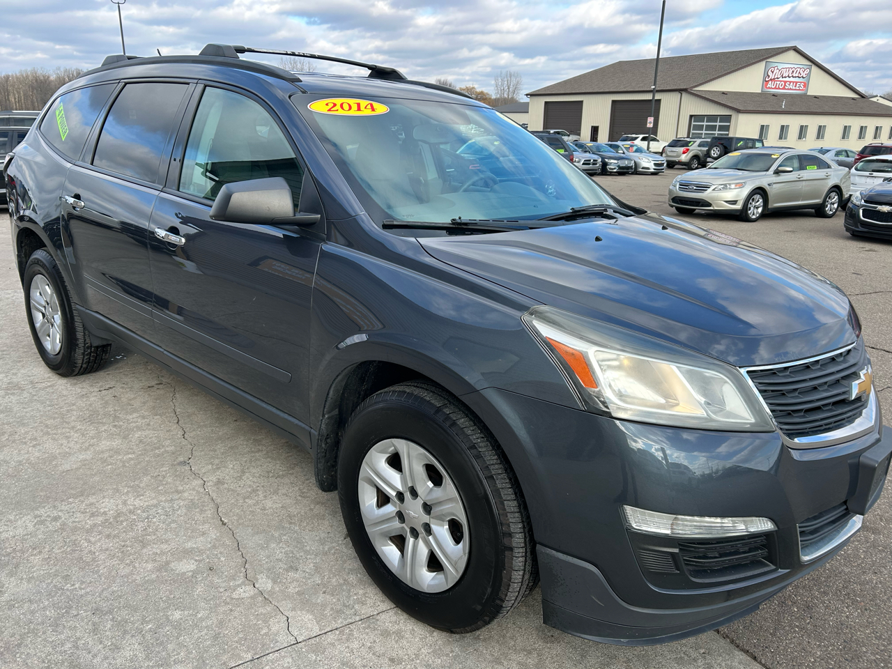 Chevrolet Traverse LS FWD w/PDC 2014