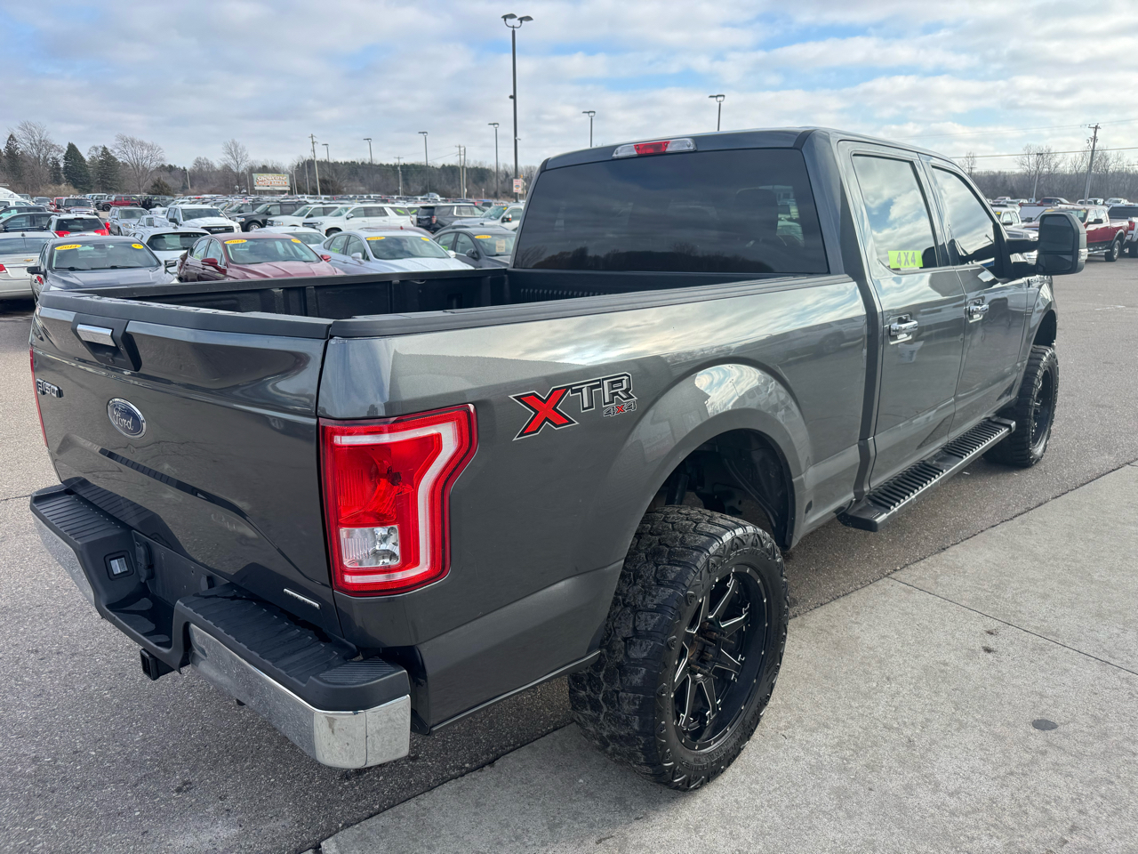 Ford F-150 Lariat SuperCrew 5.5-ft. Bed 4WD 2016