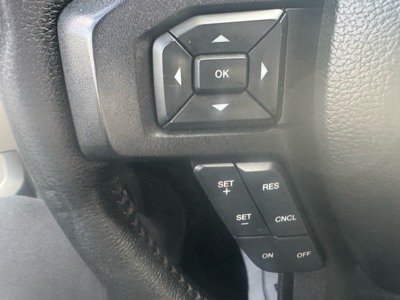 Ford F-150 Lariat SuperCrew 5.5-ft. Bed 4WD 2016