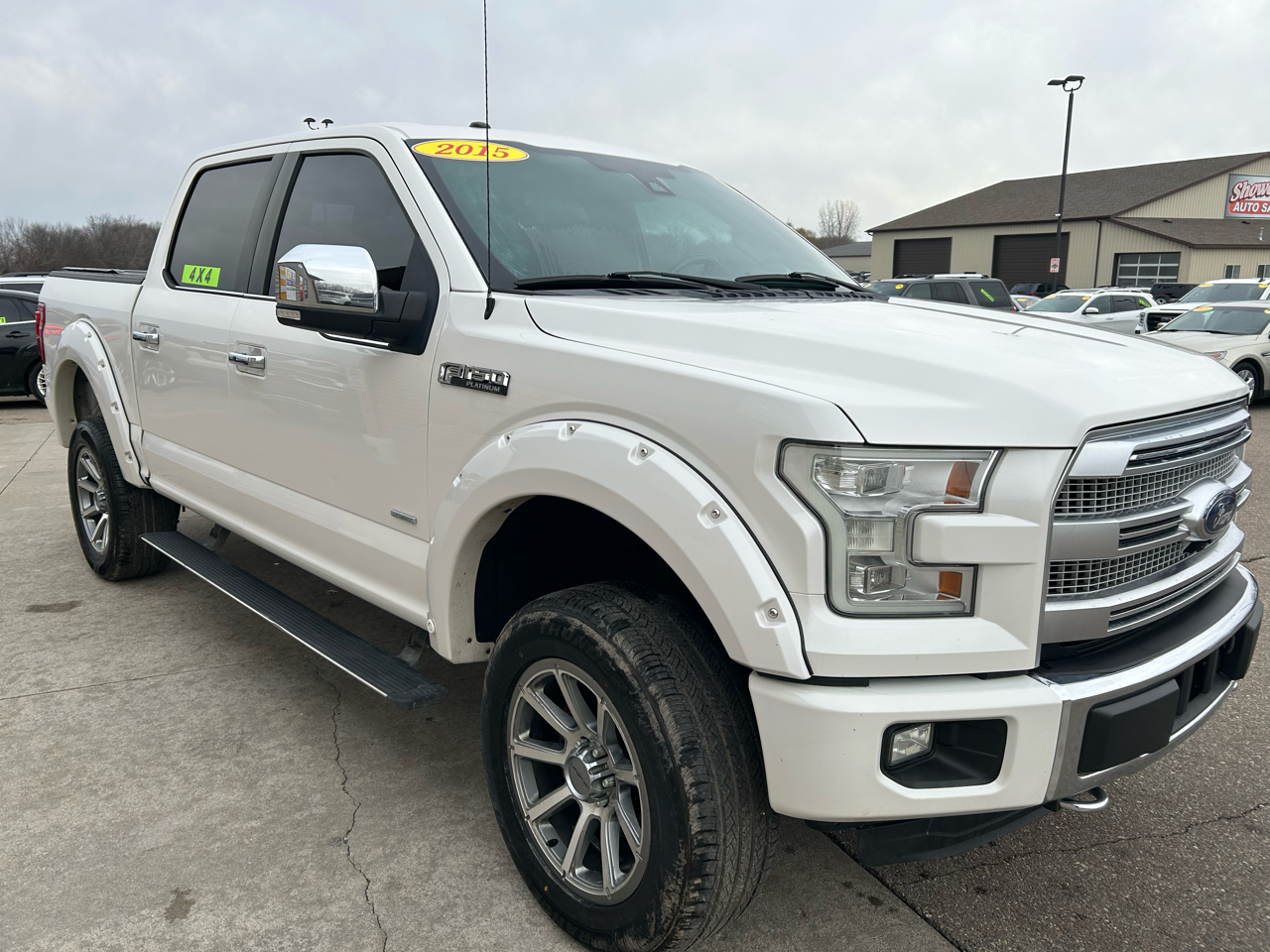 Ford F-150 XL SuperCrew 5.5-ft. Bed 4WD 2015
