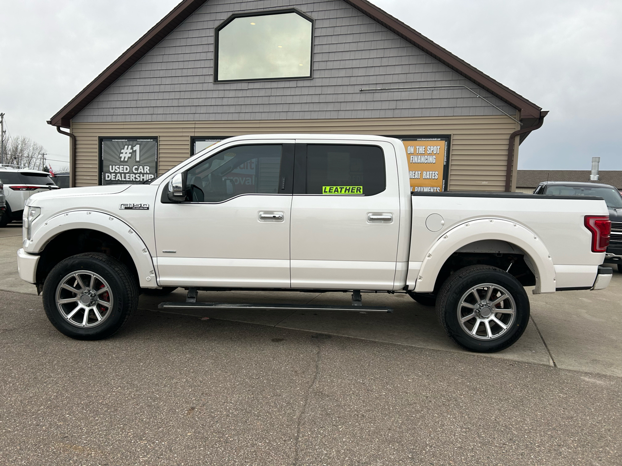 Ford F-150 XL SuperCrew 5.5-ft. Bed 4WD 2015