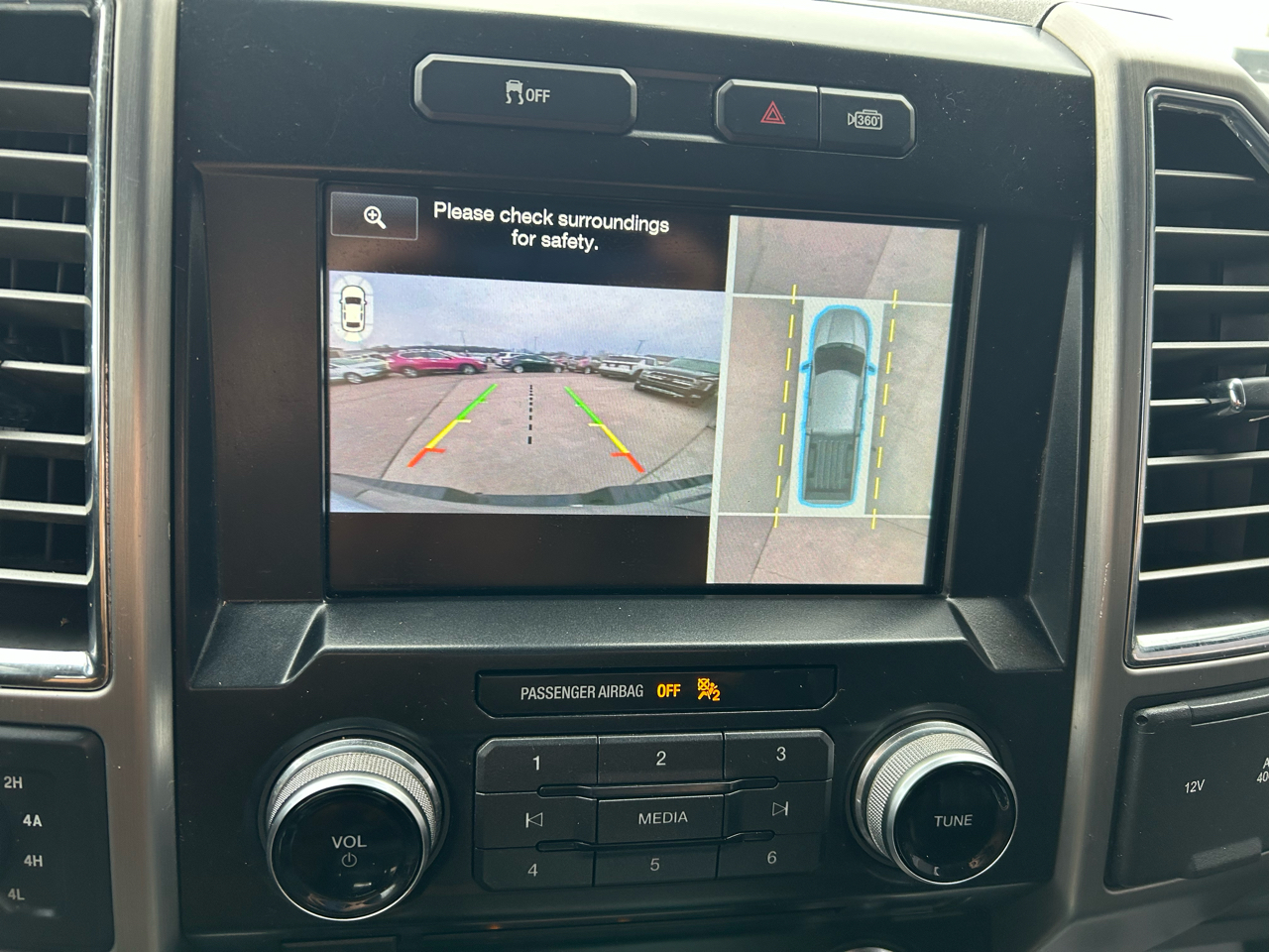 Ford F-150 XL SuperCrew 5.5-ft. Bed 4WD 2015