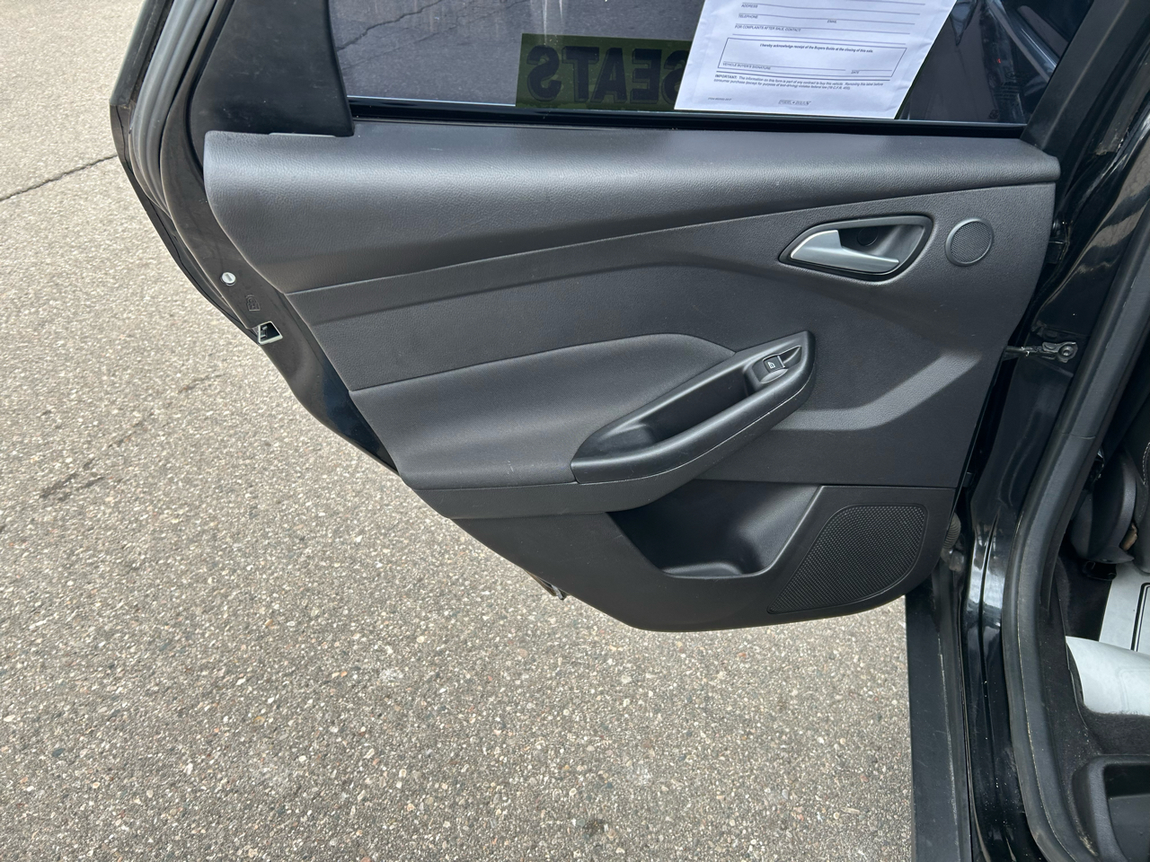 Ford Focus Titanium Sedan 2014