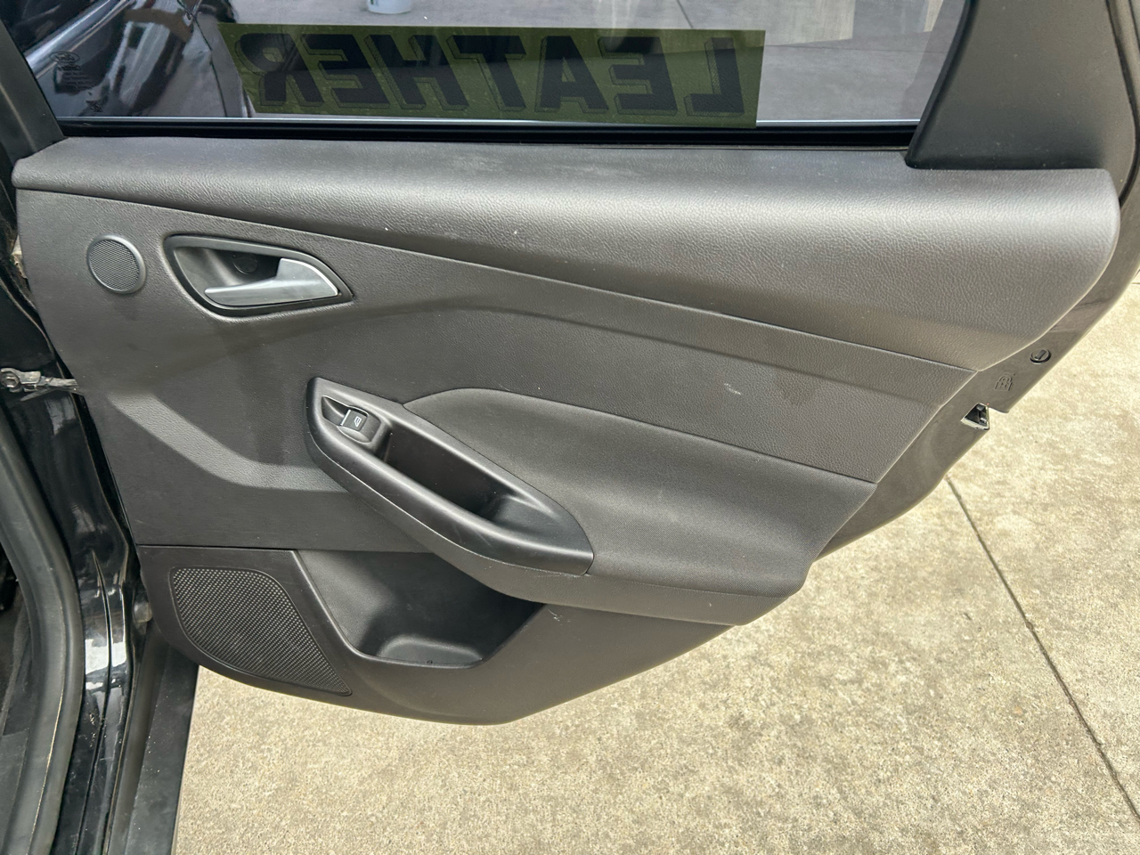 Ford Focus Titanium Sedan 2014