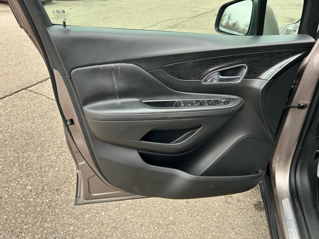 Buick Encore Convenience FWD 2015