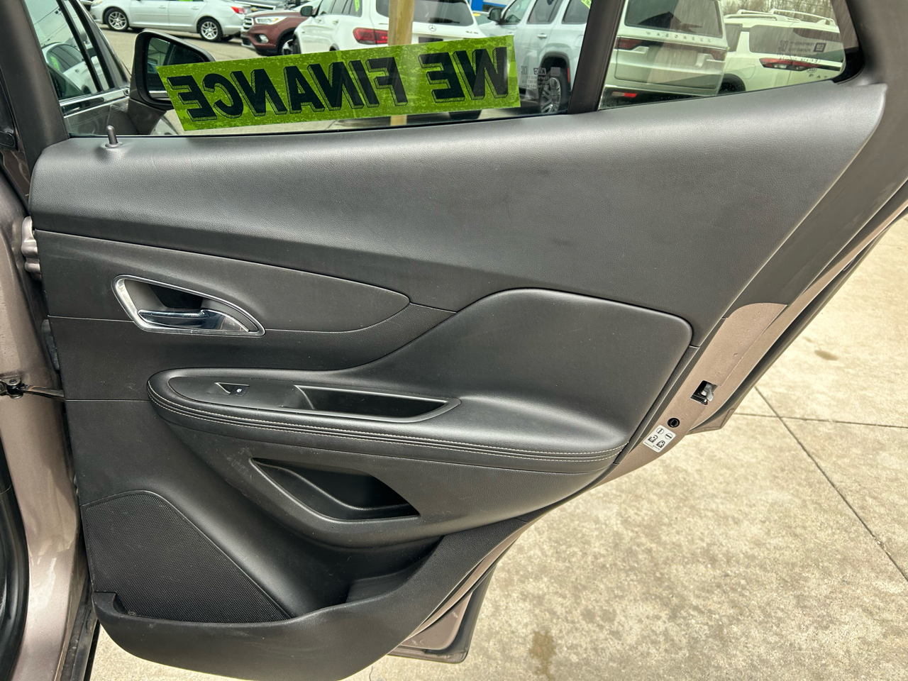 Buick Encore Convenience FWD 2015