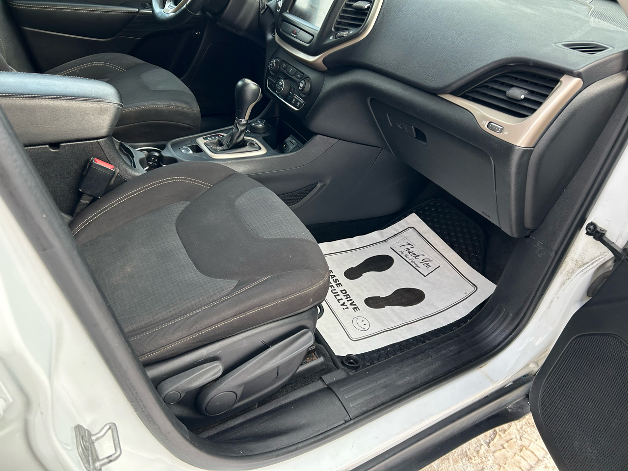 Jeep Cherokee Latitude 4WD 2016